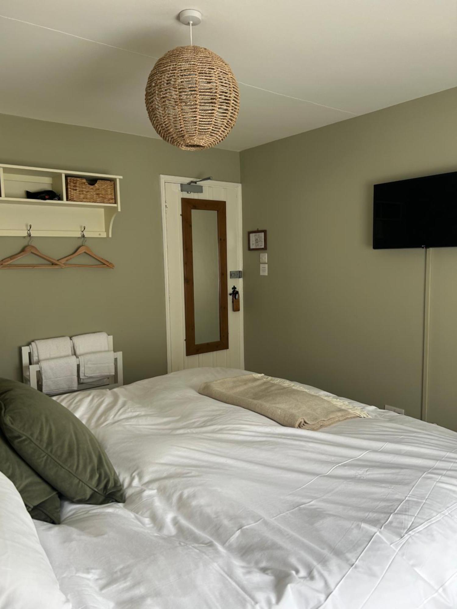 Hotel The White Horse à Faversham Extérieur photo