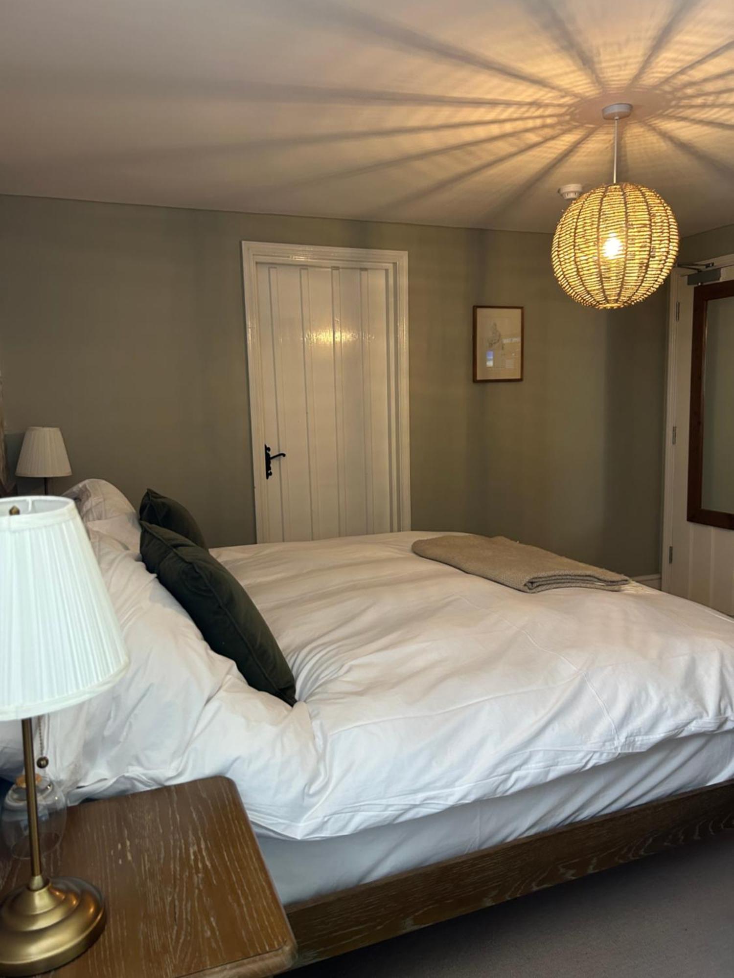 Hotel The White Horse à Faversham Extérieur photo