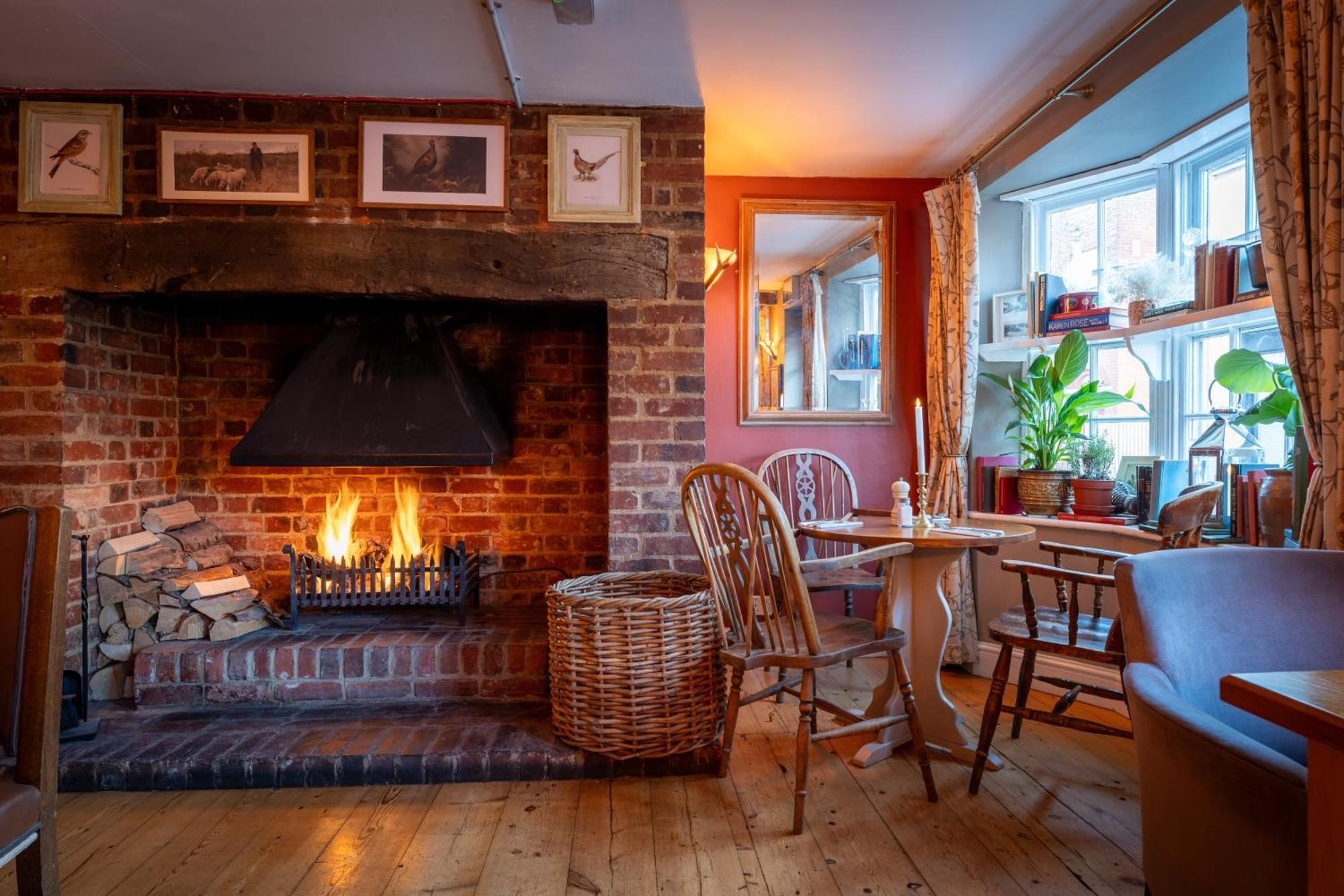 Hotel The White Horse à Faversham Extérieur photo