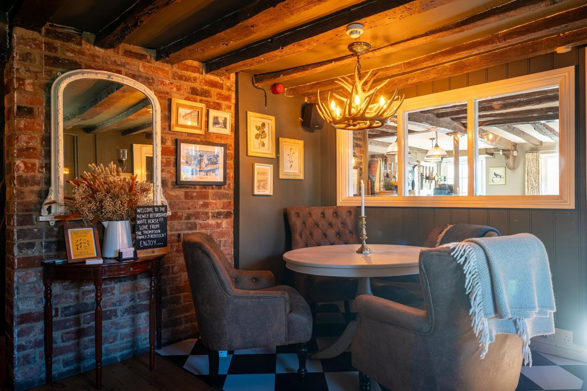 Hotel The White Horse à Faversham Extérieur photo