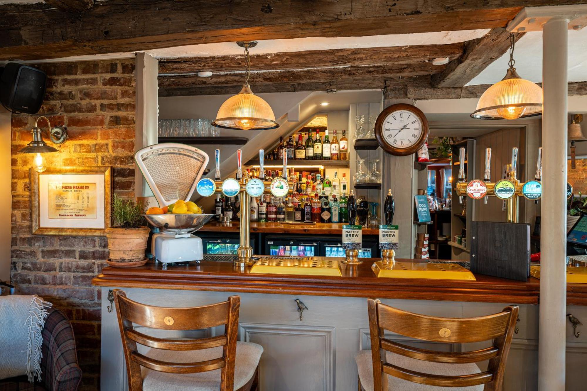 Hotel The White Horse à Faversham Extérieur photo