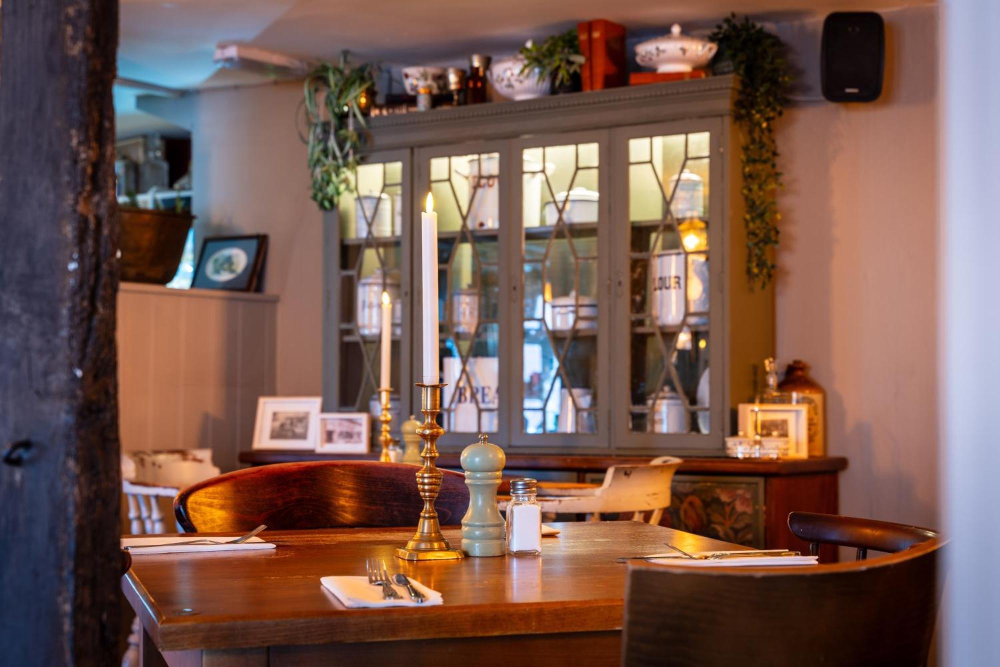 Hotel The White Horse à Faversham Extérieur photo