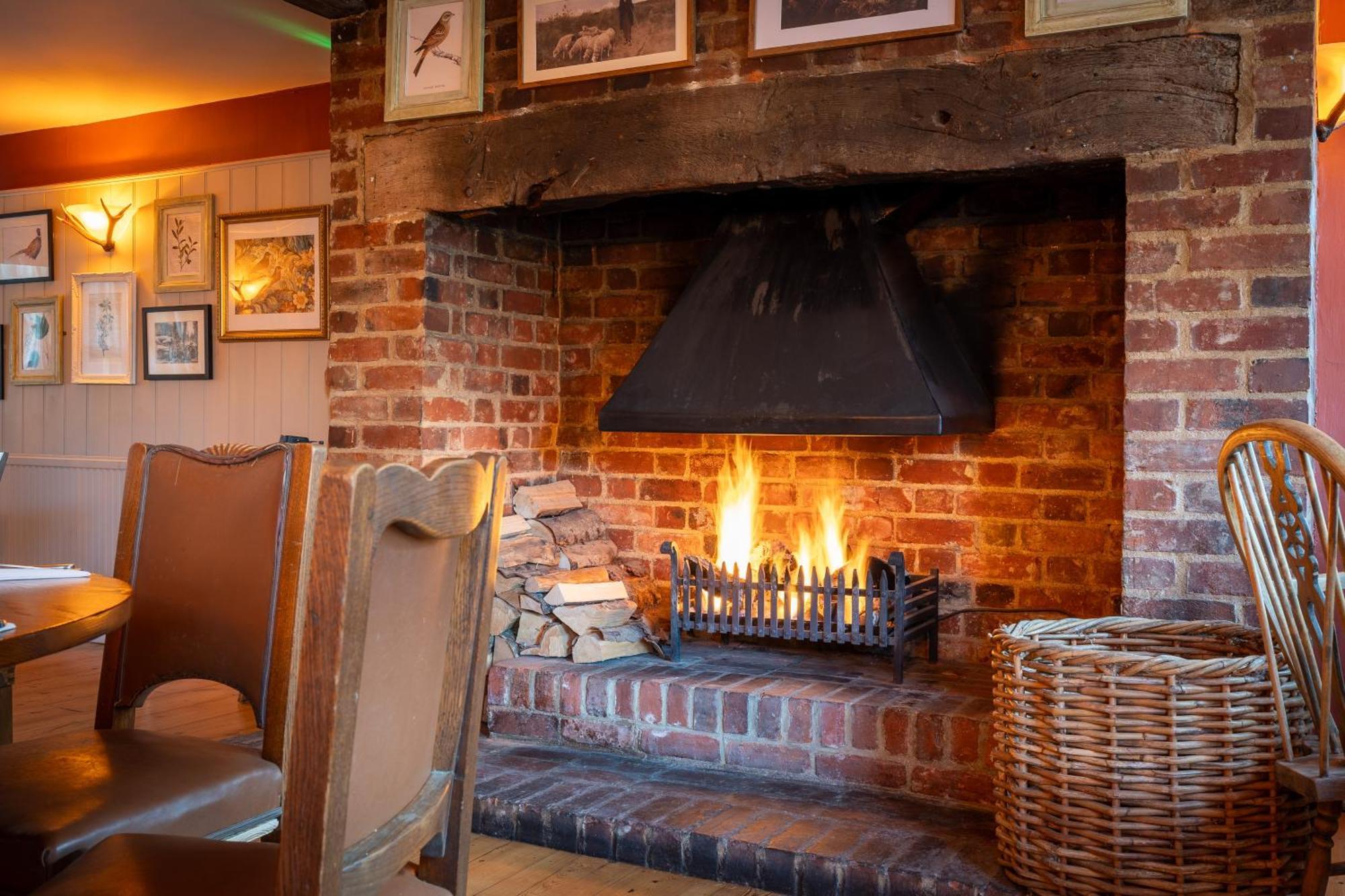 Hotel The White Horse à Faversham Extérieur photo